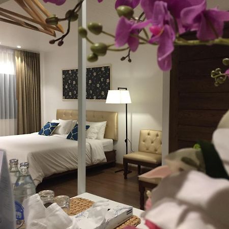 Phetcharat Grand Hotel Maesot Mae Sot Luaran gambar
