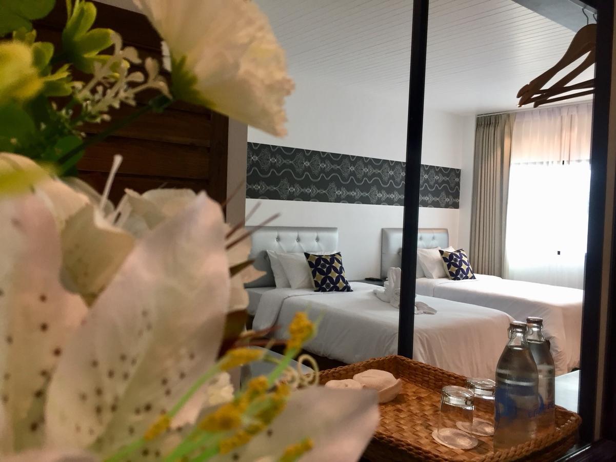 Phetcharat Grand Hotel Maesot Mae Sot Luaran gambar