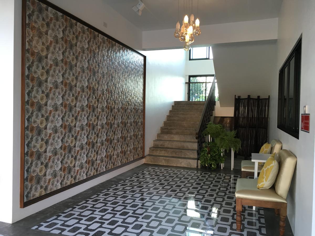 Phetcharat Grand Hotel Maesot Mae Sot Luaran gambar