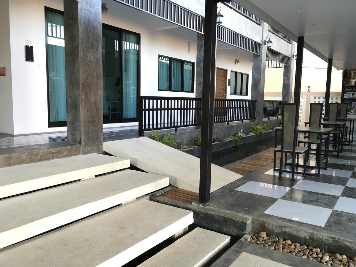 Phetcharat Grand Hotel Maesot Mae Sot Luaran gambar