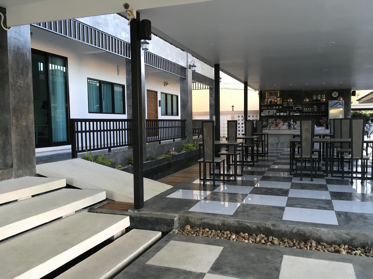 Phetcharat Grand Hotel Maesot Mae Sot Luaran gambar