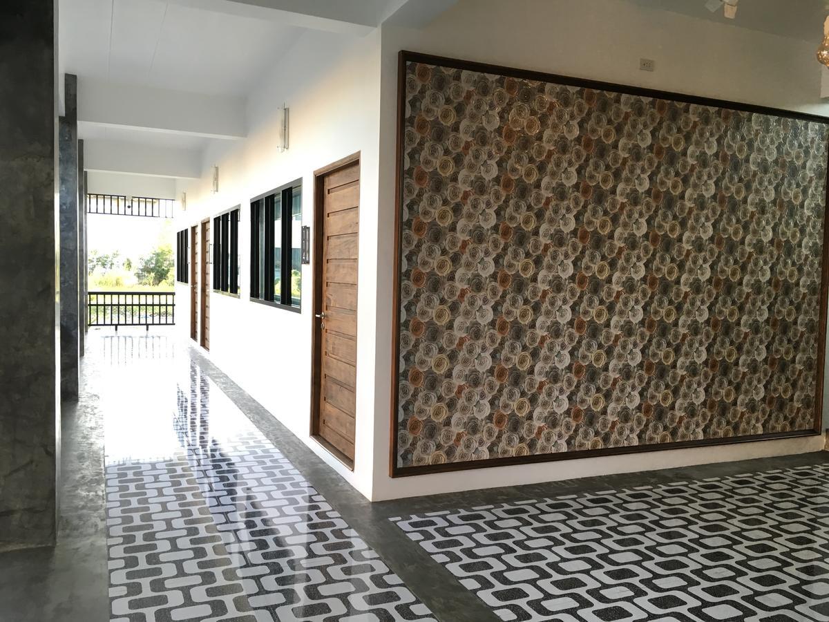 Phetcharat Grand Hotel Maesot Mae Sot Luaran gambar