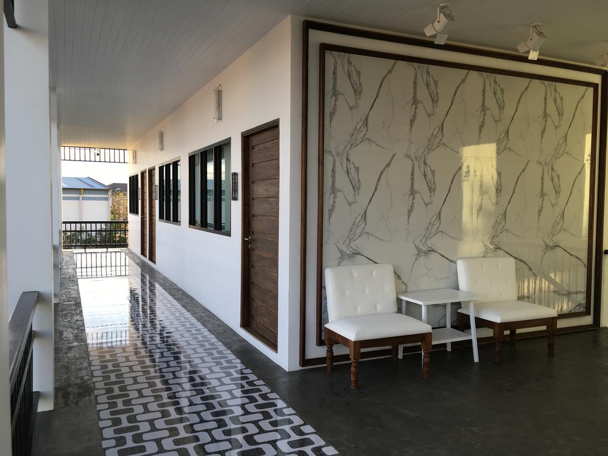 Phetcharat Grand Hotel Maesot Mae Sot Luaran gambar
