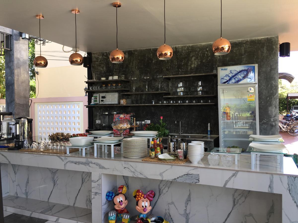 Phetcharat Grand Hotel Maesot Mae Sot Luaran gambar