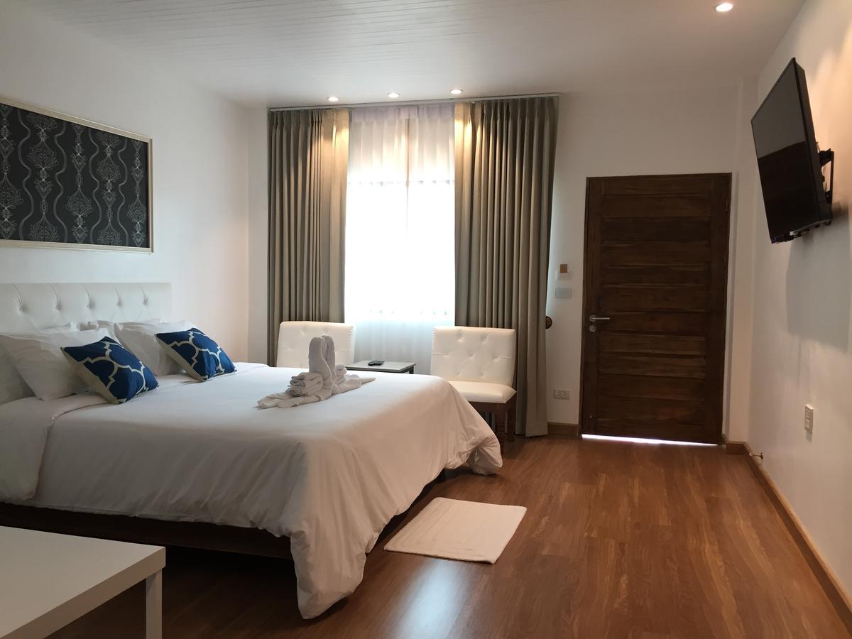 Phetcharat Grand Hotel Maesot Mae Sot Luaran gambar