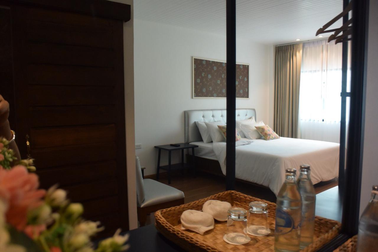 Phetcharat Grand Hotel Maesot Mae Sot Luaran gambar