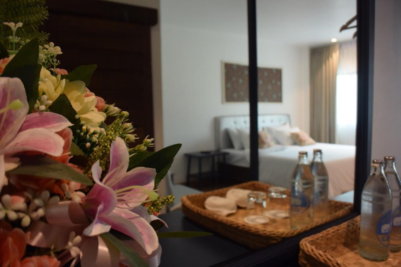 Phetcharat Grand Hotel Maesot Mae Sot Luaran gambar