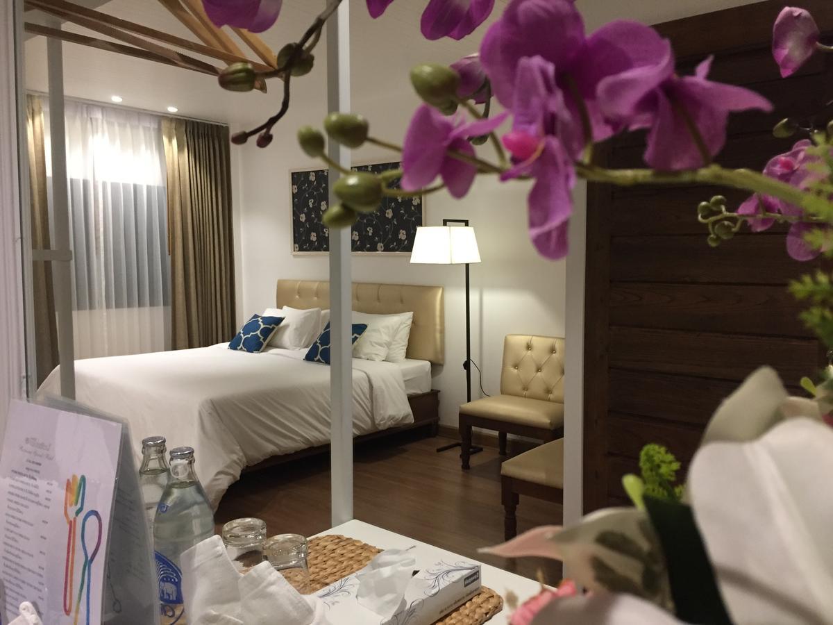 Phetcharat Grand Hotel Maesot Mae Sot Luaran gambar