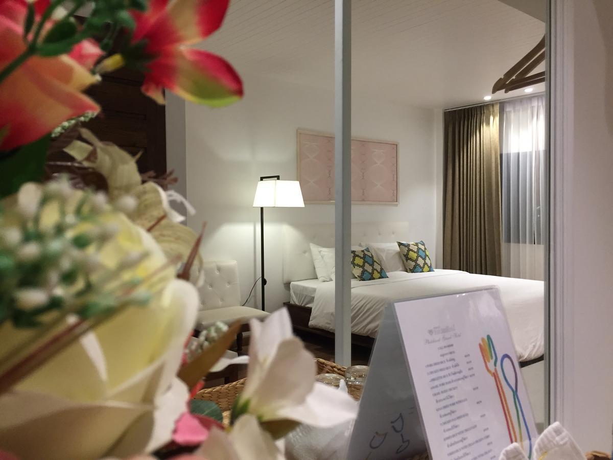 Phetcharat Grand Hotel Maesot Mae Sot Luaran gambar